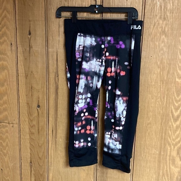 𝅺fila cropped sport performance leggings multi colored size small - Picture 1 of 7